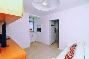Quarto&Sala a 150m da Praia | U052