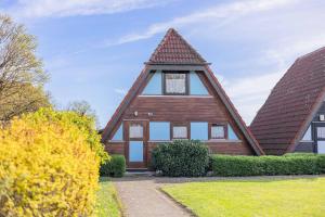 Holiday Home room in Ferienwohnpark Immenstaad am Bodensee Nurdachhaus Typ 8 NDT 105