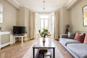 Olympias Torch 1 Bedroom in Kensington