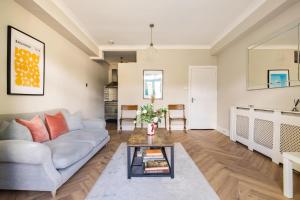 Olympias Torch 1 Bedroom in Kensington