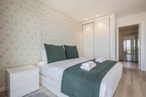 Contemporary Residence B by Homie