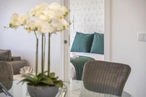 Contemporary Residence B by Homie