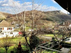 Appartement confortable à Mesnay - 70 m² - Balcon privé