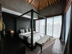 Villa Nakula - Designer Canggu 3 Level Villa ONLY 5 mins to Beach