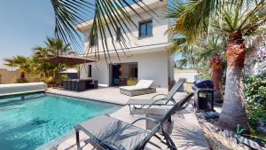 Villa avec piscine au sel à 50 mètres de la plage