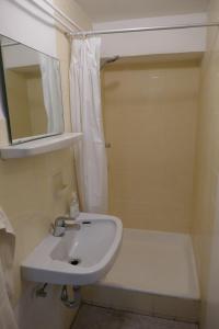 Ruhige 4-Zi-Wohnung mit großem Balkon und Blick ins Grüne