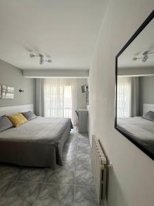Double or Twin Room with Extra Bed (3 Adults) room in Hotel Florida Mar