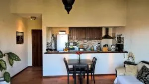 Tudo Bem - 阿莫纳岛