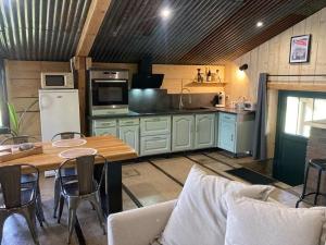 La Garçonnière Logement calme à proximité de Langres