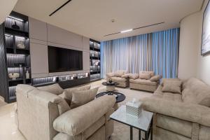 Luxury apartment city view Rafal Tower شقة فاخرة مطلة على المدينة برج رافال 2BR