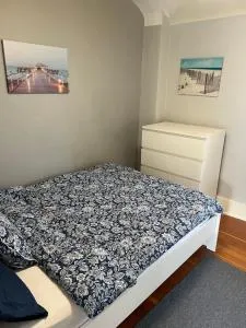 Homestay in cozy River Heights home - Tuxedo