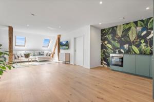 LAM Mockingbird - Terrace - AC