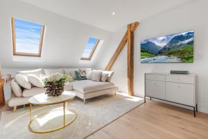 LAM Mockingbird - Terrace - AC