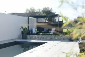 Grande maison avec piscine, proche océan, Les Sables, 6 personnes - LʼAubraie