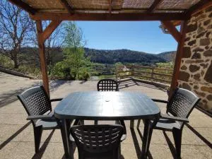 Maison vigneronne climatisée - Rochelimagne