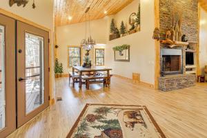 Rustic Lakeside Cabin on 3 Acres w Nature Views!