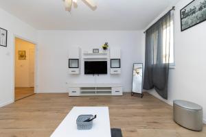 Friends by Belmont Realty