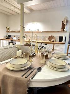 Appartements LES SEYCHELLES, T2, Hyper Centre Macon : photos des chambres