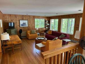 Terrapin Station - Lakeside Rustic 3 Home on Lake Winona