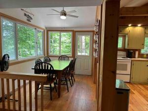 Terrapin Station - Lakeside Rustic 3 Home on Lake Winona