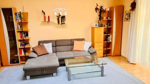 RESIDENCE KOLONADA 60 square meters 2 rooms Apartment in best Location direct at famous Colonnade and Singing Fountain