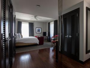 Luxury King room in The Mayo Hotel