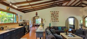 Casa Zenn Villa March26 plus 2 cats