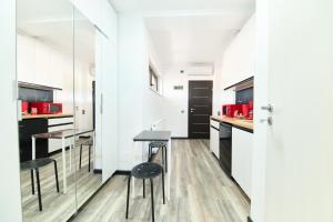 Central Old Town Oasis - Ap 10