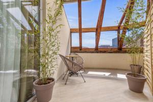 LAM Bubblegum - Terrace - AC