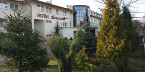 3 star Хотел Hotel Ambasador Chojny Лодз Полша