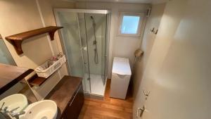 Campings Mobilhome comfort a la montagne : photos des chambres