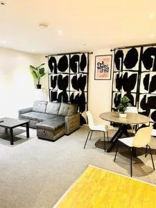 Modern 2 bedroom Flat in Balham - London