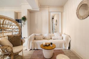 Boho Waves - Infinity Pool & Spa Resort