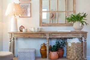 Light Bright Stylish PRIVATE Home - Whitworth