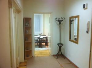 Gogol 2BR Apartment