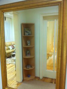 Gogol 2BR Apartment