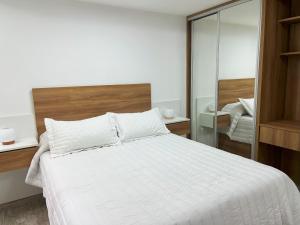 RentUp - Monoambiente reciclado a nuevo zona Recoleta Urban Mall