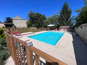 Villas Au chat qui bulle - Villa avec piscine chauffee - 1h10 de Paris : photos des chambres
