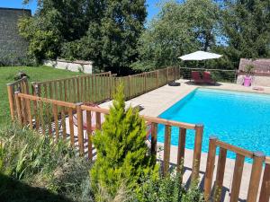 Villas Au chat qui bulle - Villa avec piscine chauffee - 1h10 de Paris : photos des chambres