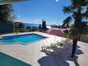 House Pool 