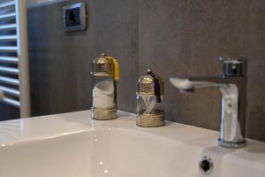 La Finestra Blu Alba 1