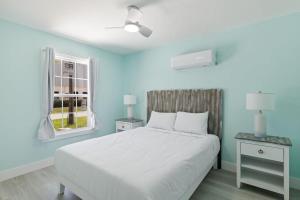 Superb Bonita Springs Residence Near Downtown