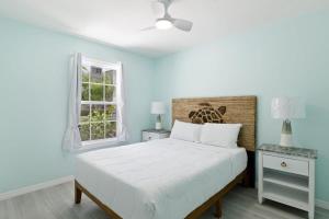 Superb Bonita Springs Residence Near Downtown