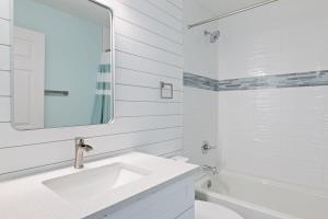 Superb Bonita Springs Residence Near Downtown