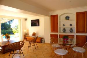 House with pool in Bandol