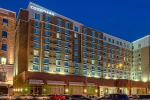 Courtyard by Marriott Kansas City Downtown/Convention Center - إندبيندينس