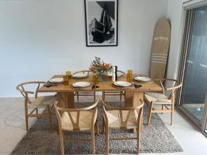 Cosy Beach House - Near Hot Springs.