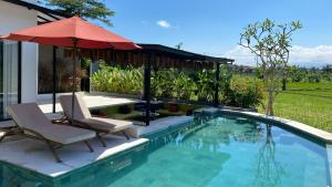 Villa Cakra - 4 bedroom Luxury Villa with Infinity Pool and Paddy Field View Ubud