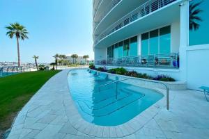 Bella Luna 708 -NEW-HighEnd Luxury-7th floor Views