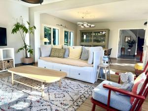 Maison 5 chambres à 150 m de la plage, rénovée, jardin, proche restaurants et commerces - FR-1-481-161